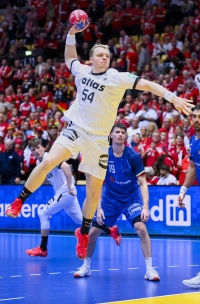 Justus Fischer in action.